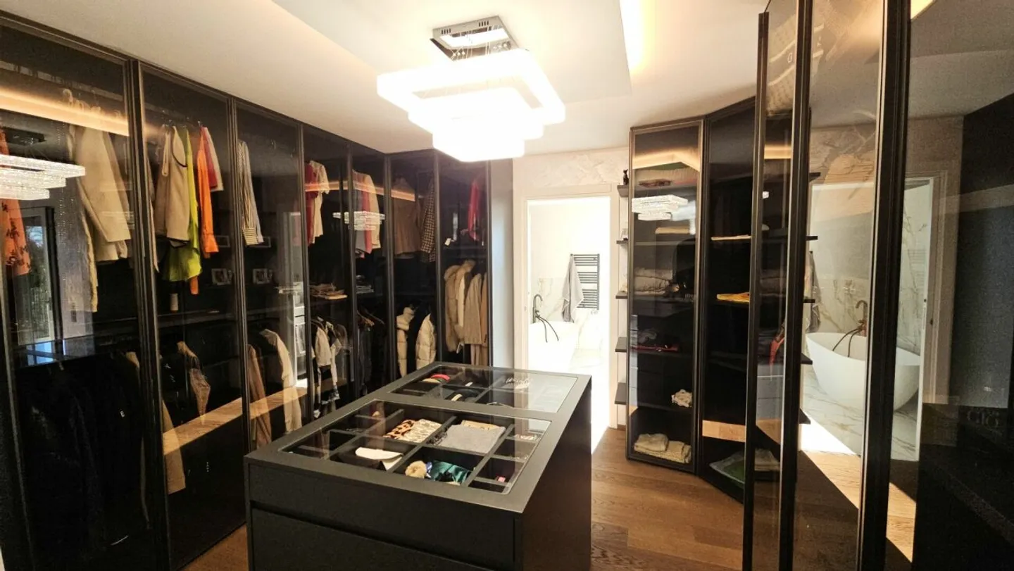 Villa di Lusso con Piscina - Foto 12 di 13