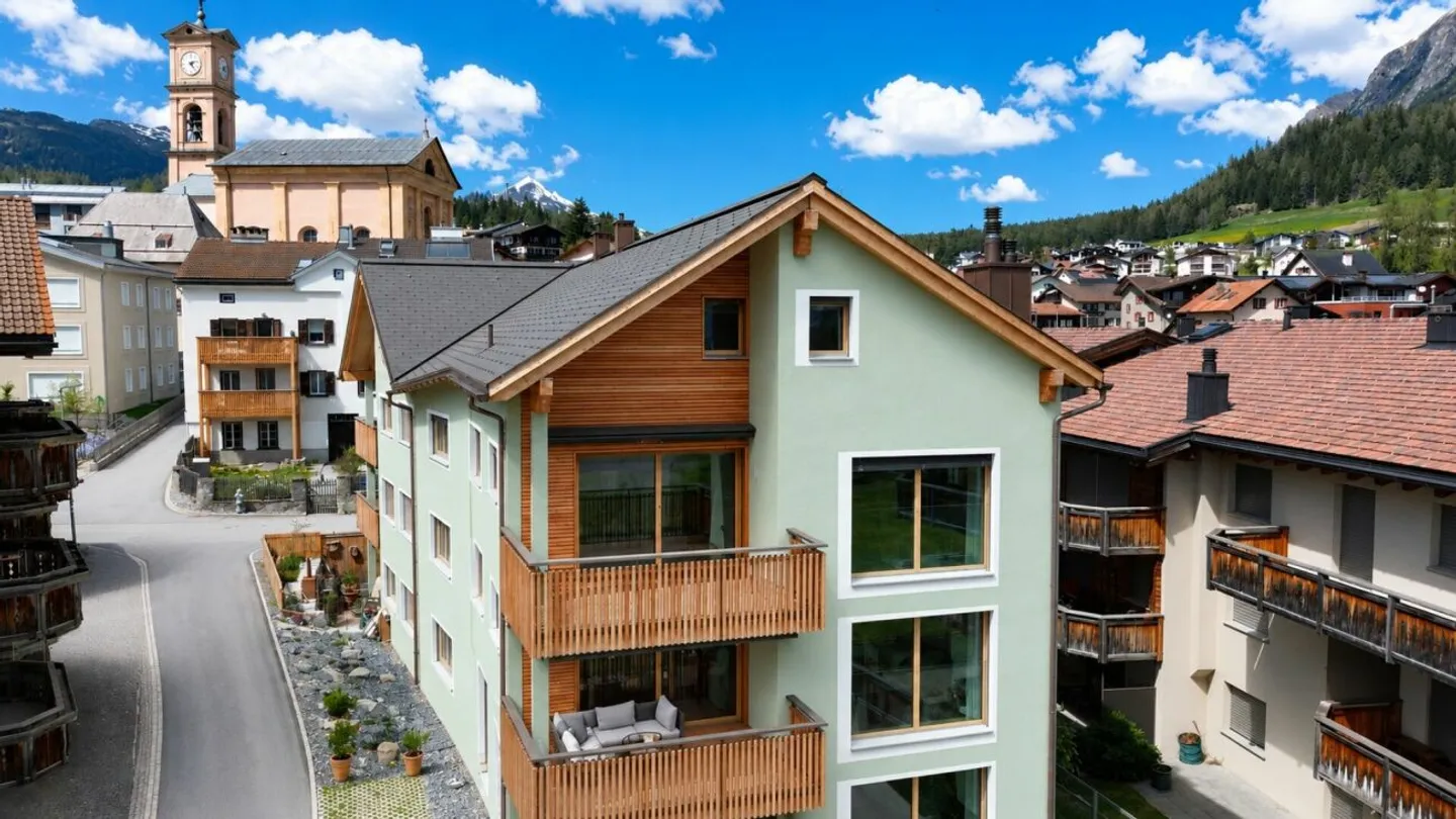 5.5 Room Penthouse Apartment with Unique Mountain Panorama - Photo 12 of 13