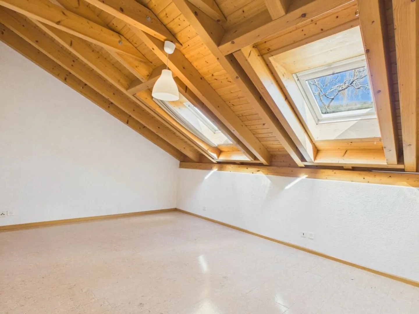Incantevole appartamento di 2,5 locali con vista panoramica - Foto 9 di 13