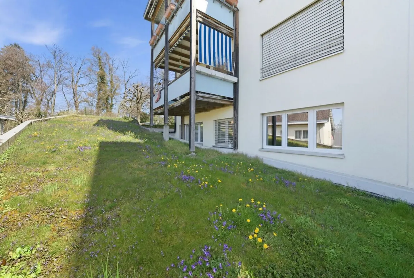 Dream home directly on Lake Lucerne & Rigi view (4.34% return) - Photo 12 of 13