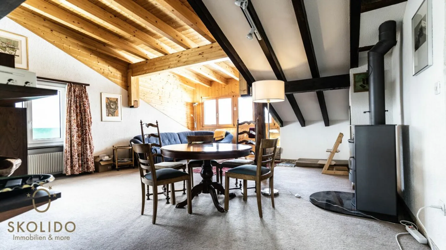 Spacious 3.5-room penthouse with panoramic view - Photo 1 of 13