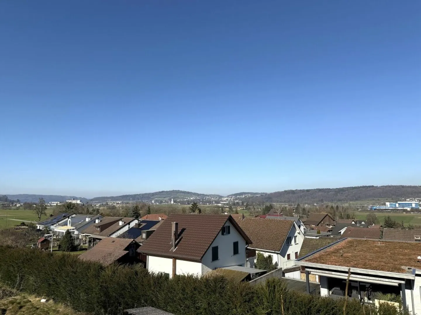 Attractive Living with a View; 3 1/2 Room Apartment - Photo 4 of 10