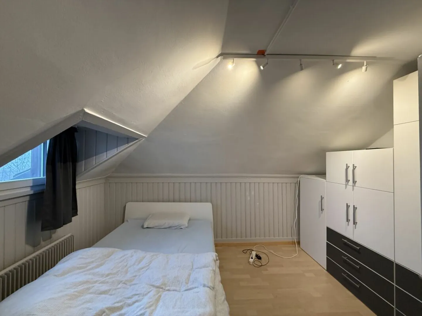 Attraktive 4.5-Zimmer-Wohnung in Uni-Nähe - befristet mietbar - Foto 12 von 13