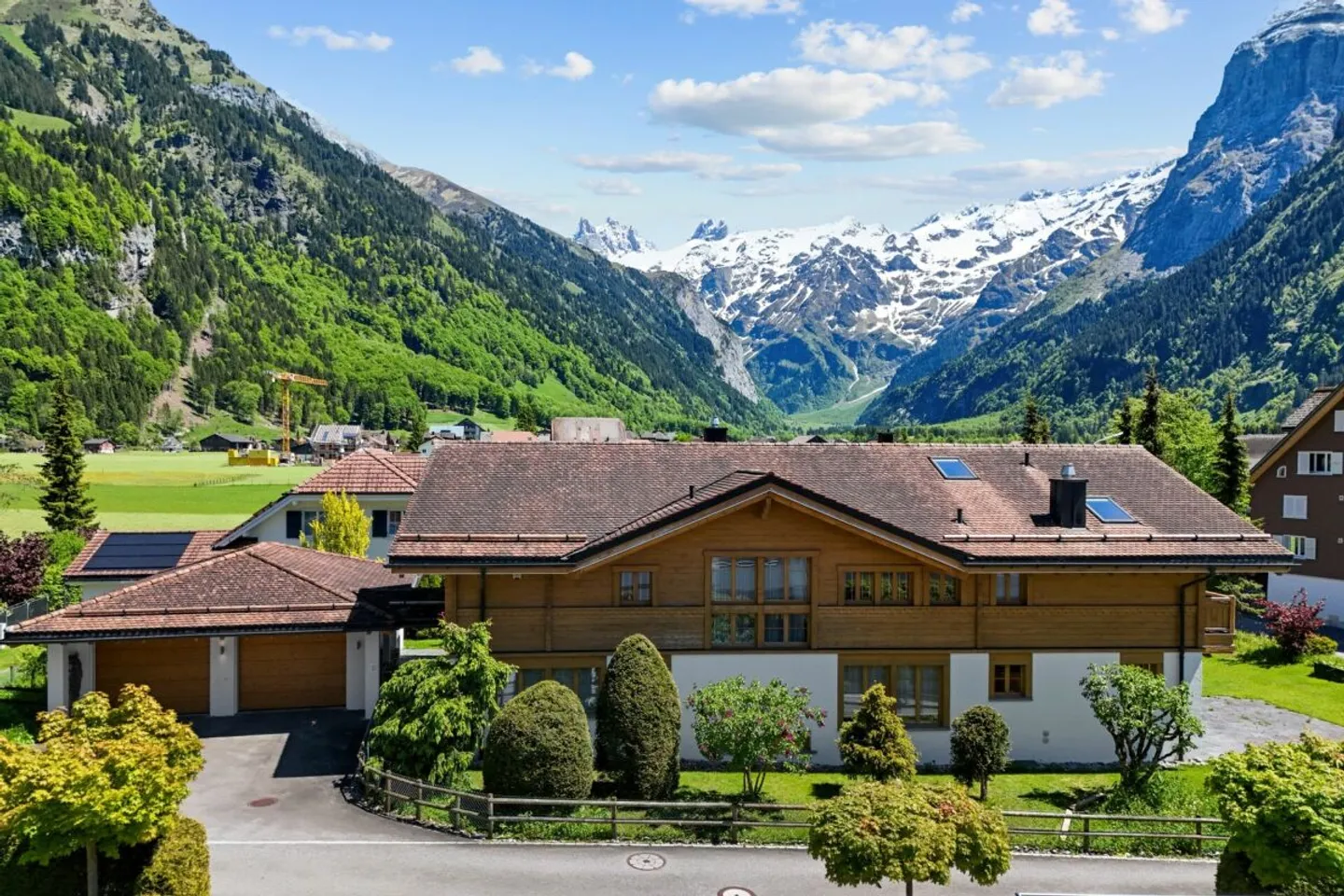 Exclusive Alpine Chic Villa in the Heart of Engelberg - Photo 1 of 8