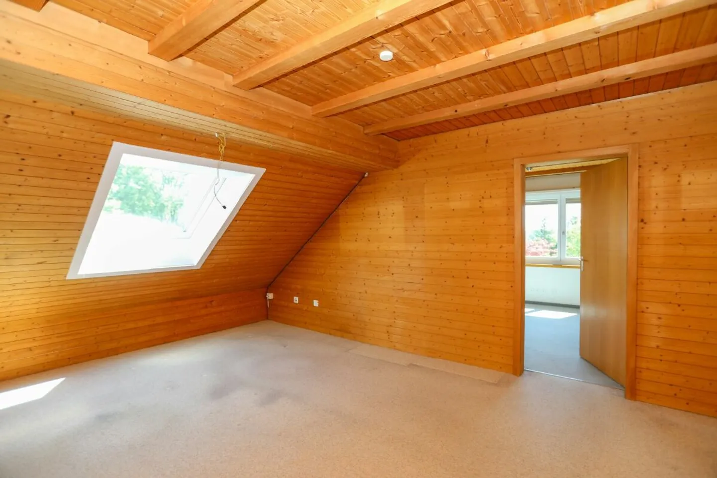 Penthouse spacieux avec terrasse ensoleillée à Weinfelden - Photo 5 sur 12