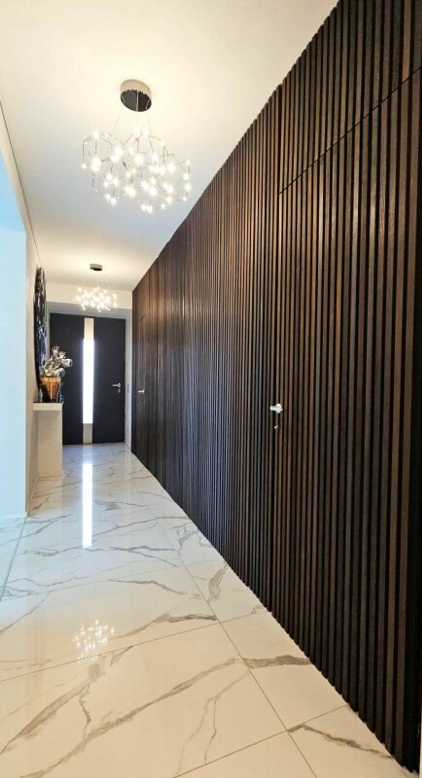 MODERN LUXURY VILLA WITH POOL AND PANORAMIC ROOFTOP - Photo 3 of 13