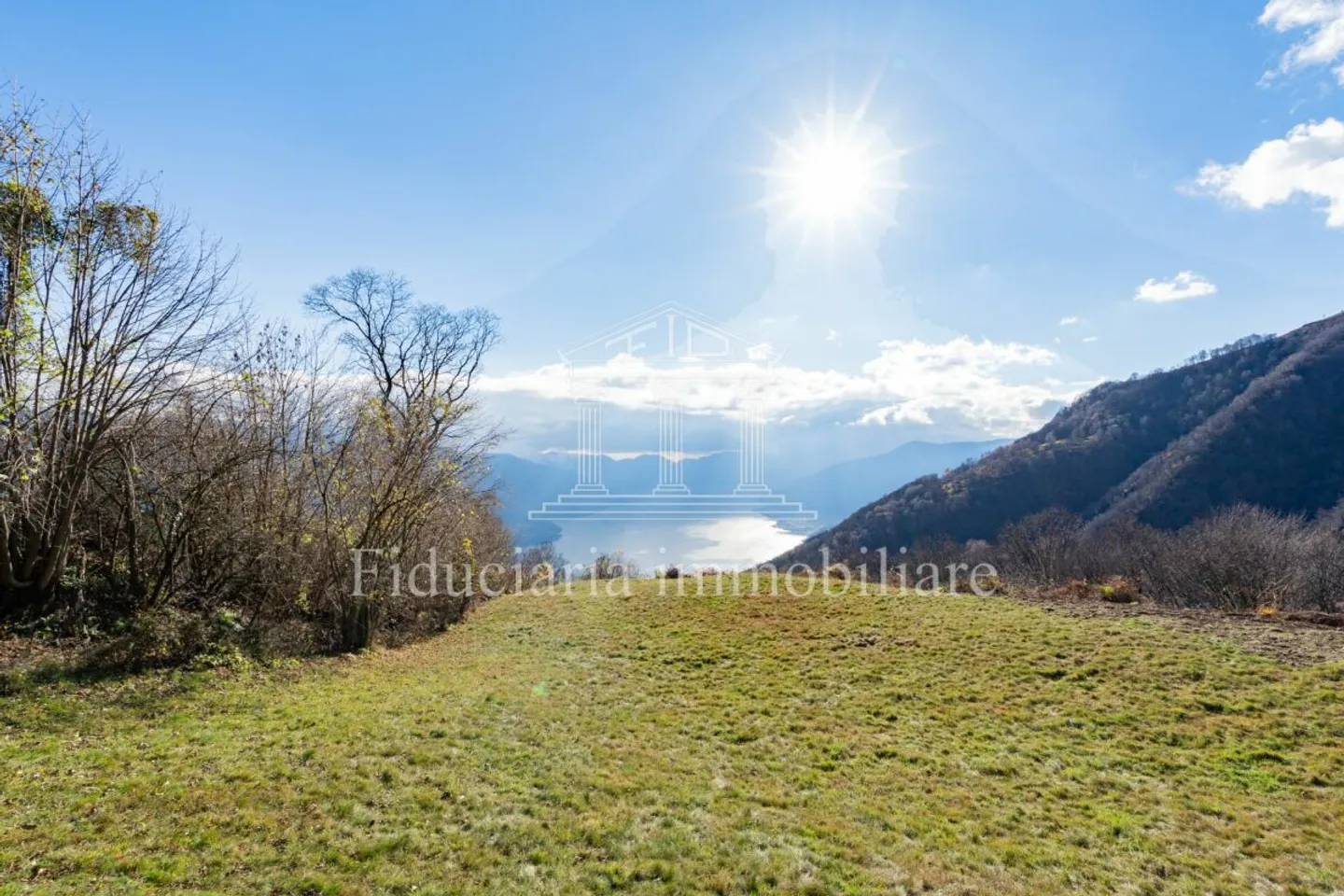 BRISSAGO - Charmante maison rustique de 3,5 pièces dans un emplacement ensoleillé avec vue imprenable sur le lac - Photo 13 sur 13