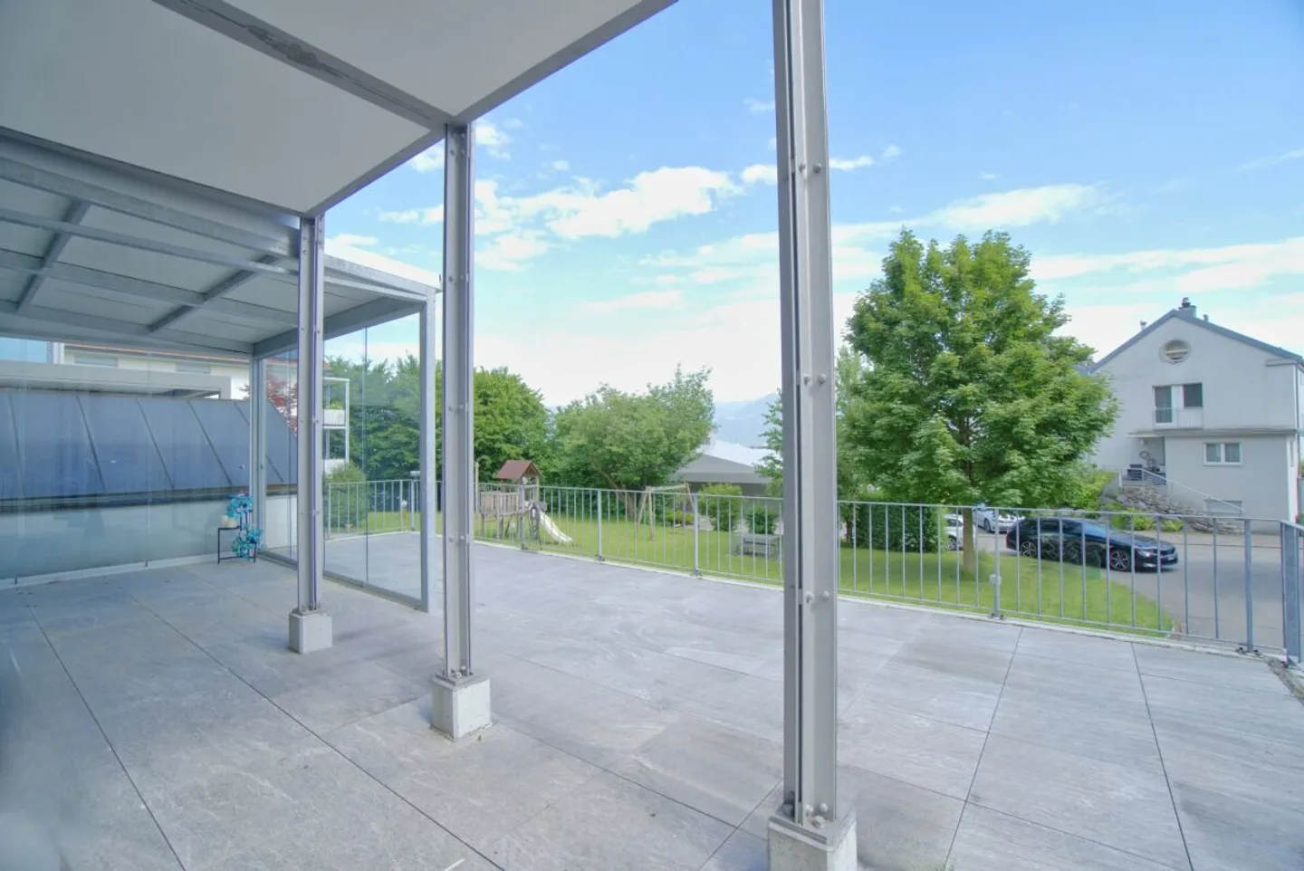 Modernes Doppelhaus in ruhiger Lage - Foto 10 von 13