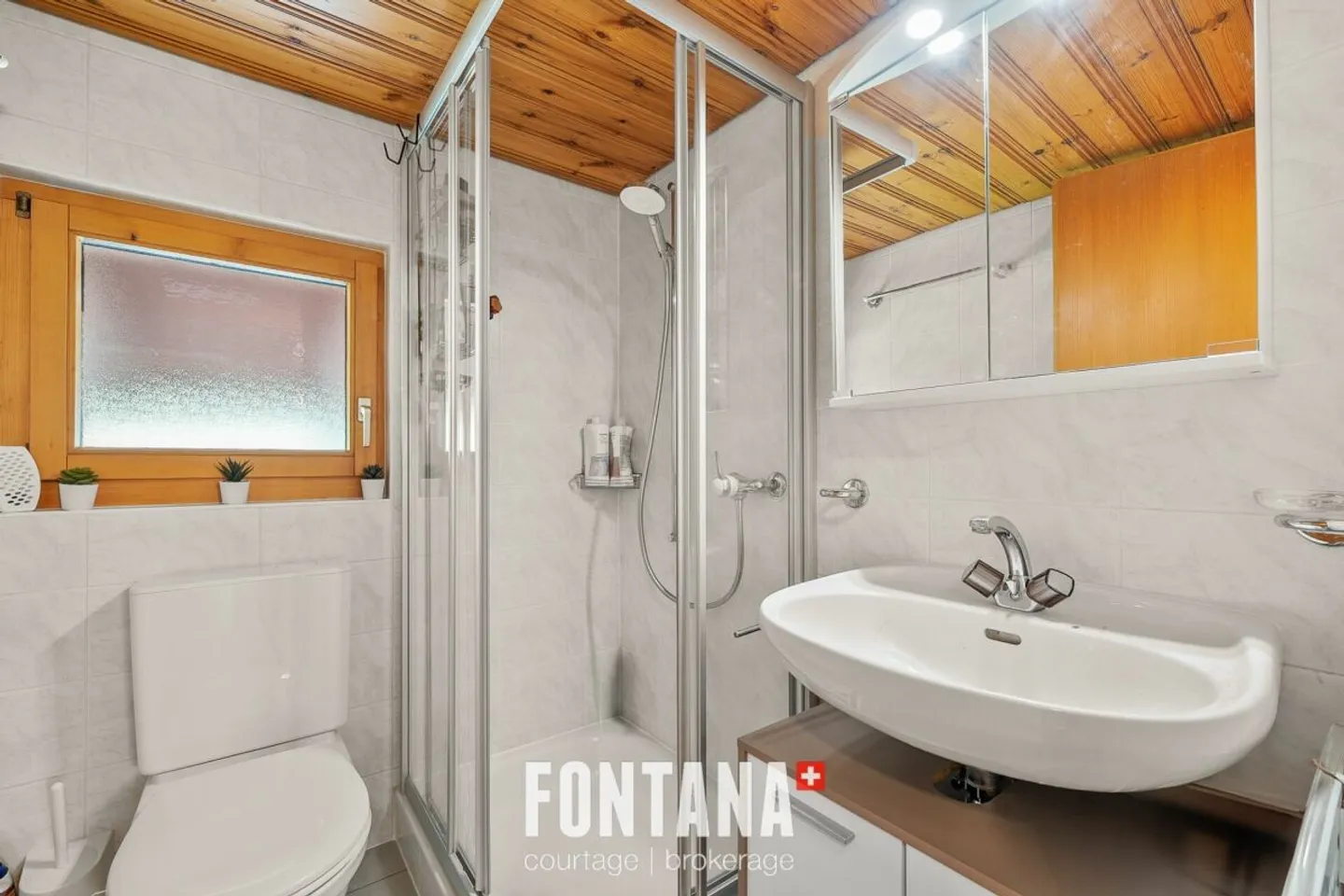 PPE Chalet L'Étoile Studio with Mezzanine Lot 4 - Photo 5 of 10