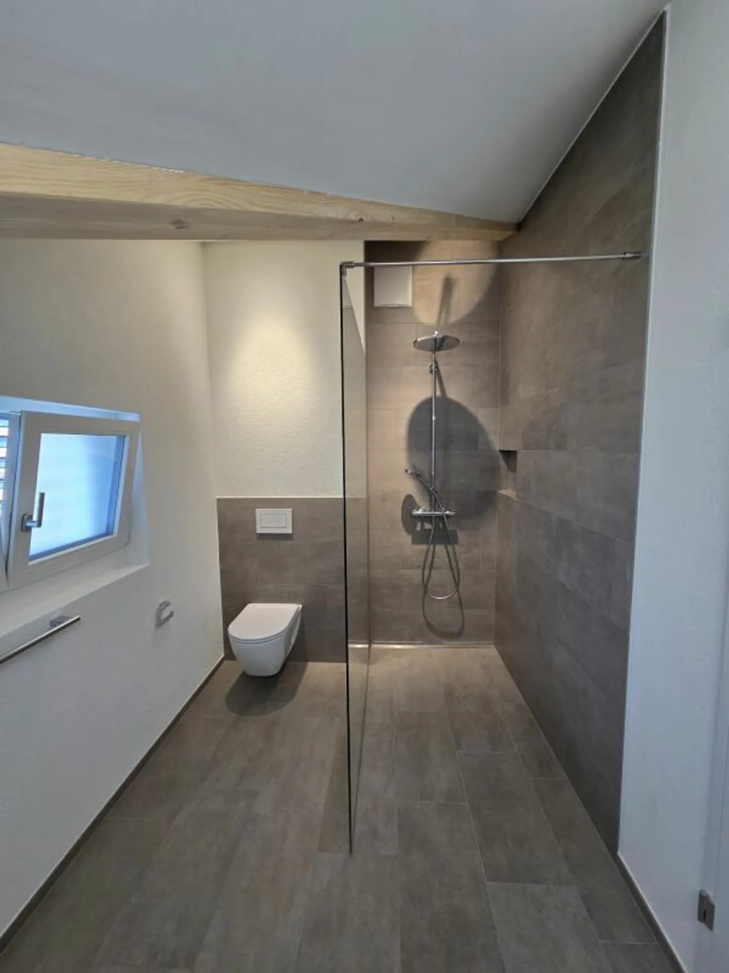 Single-family house in Einsiedeln with beautiful views of Lake Sihl - Photo 6 of 11