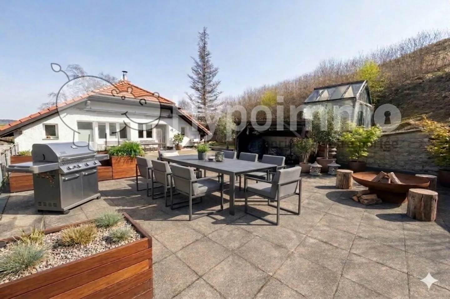 Belle maison familiale avec garages - Photo 1 sur 13