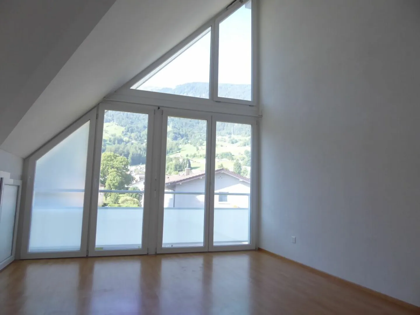 familienfreundliche und grosszügige 6-Zimmer-Maisonette-Wohnung - Photo 13 sur 13