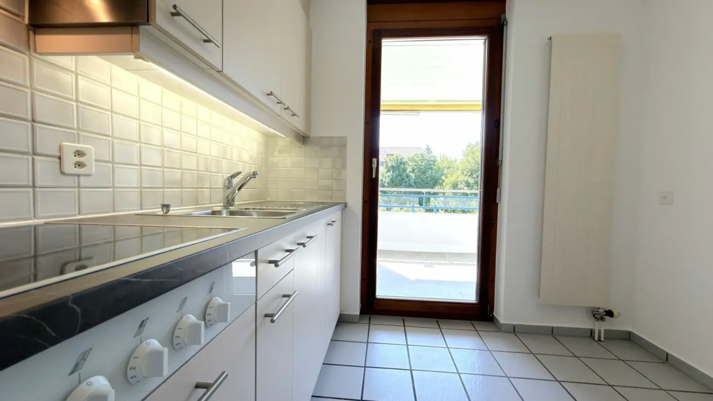 A renovated and bright 3.5 room apartment in a quiet location in Solothurn - Photo 5 of 13