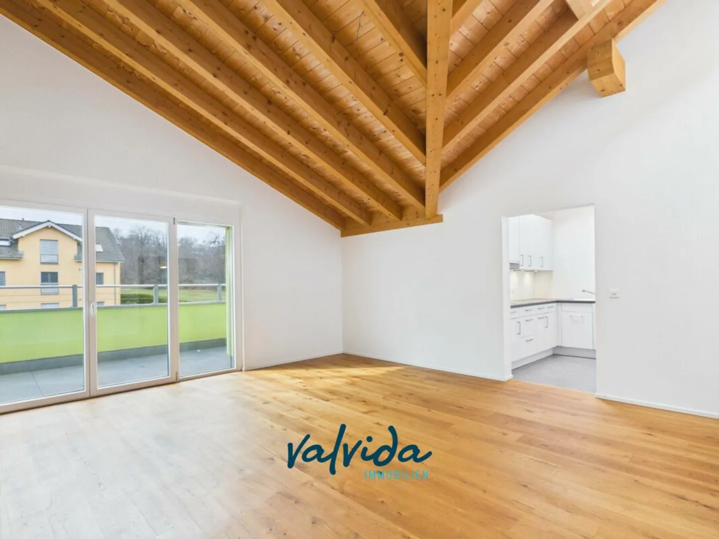 Living above the rooftops - comfort and privacy combined - Photo 2 of 9