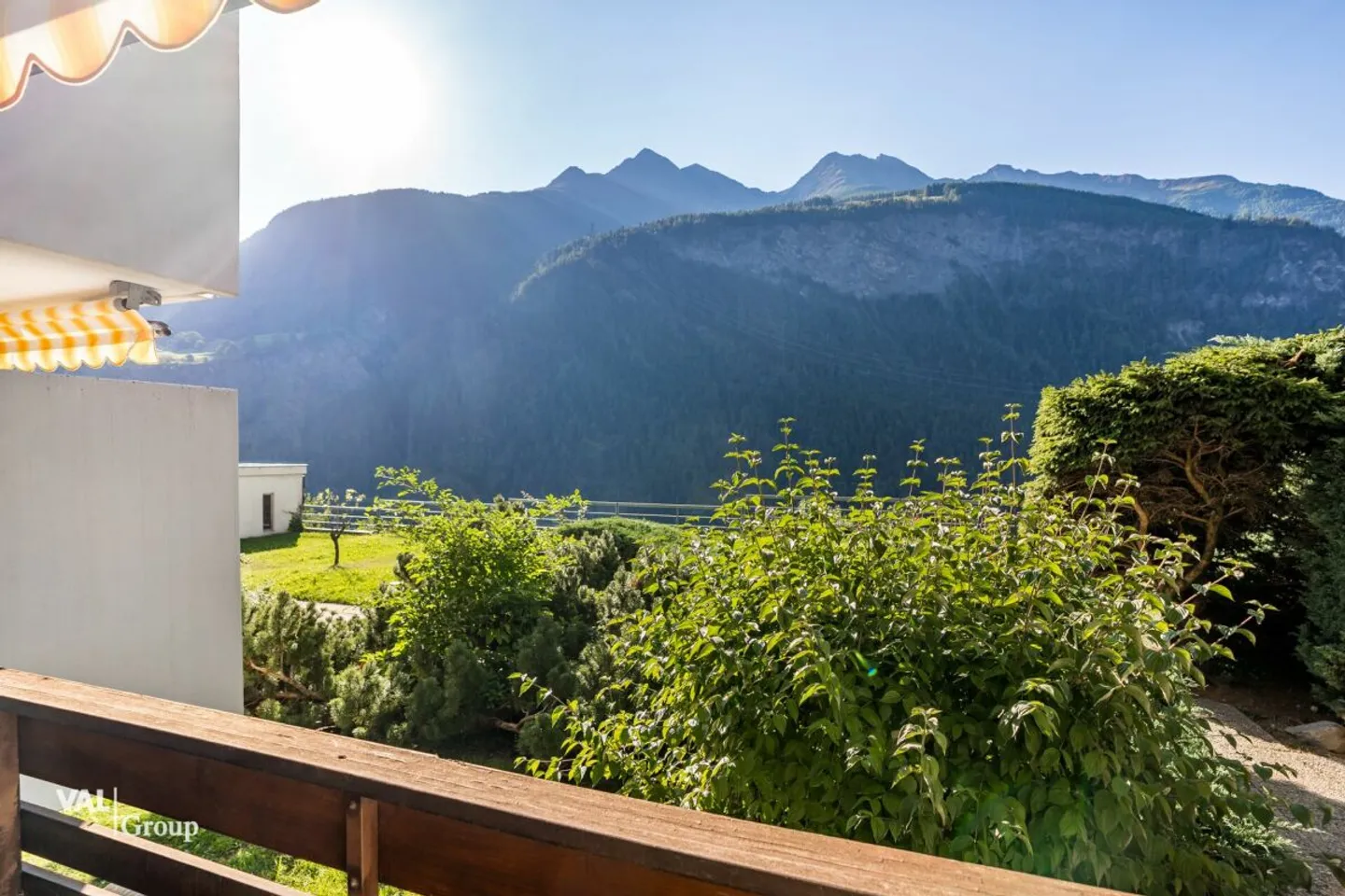 Möbliertes Studio mit Balkon und unverbaubarer Aussicht - Photo 11 sur 13