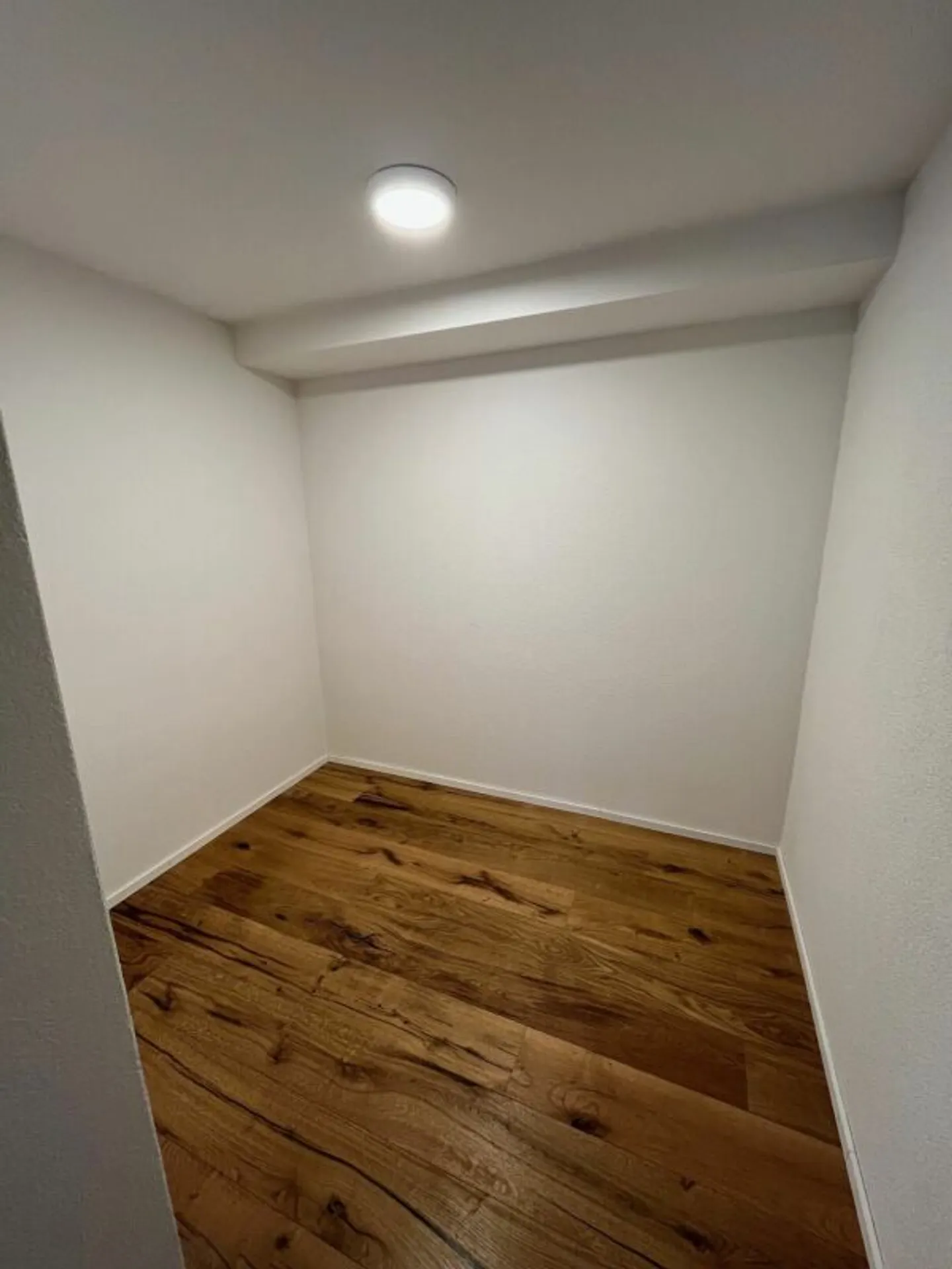 Appartement lumineux de 2,5 pièces dans un emplacement calme à Staad - Photo 4 sur 11