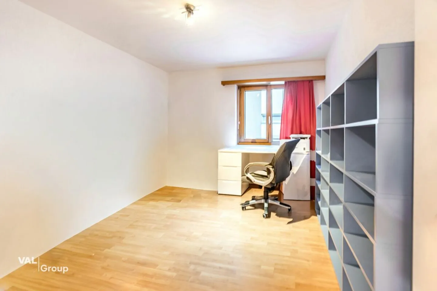 Appartement attrayant de 3,5 pièces avec balcon et vue sur la montagne, Naters - Photo 4 sur 10