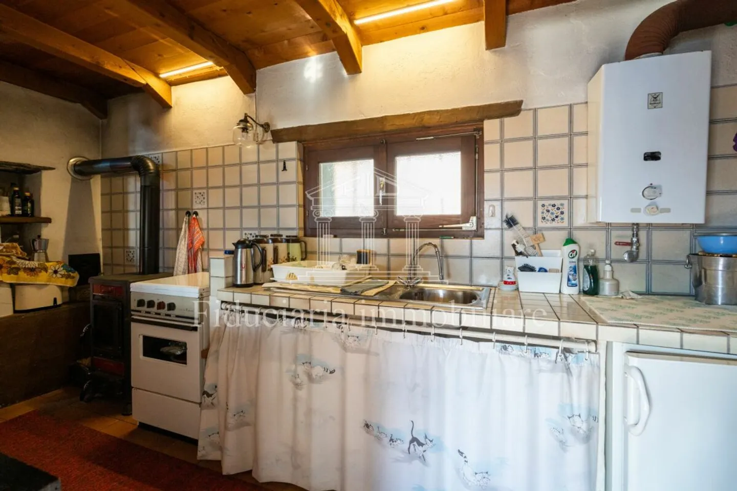 BRISSAGO - Charmante maison rustique de 3,5 pièces dans un emplacement ensoleillé avec vue imprenable sur le lac - Photo 10 sur 13