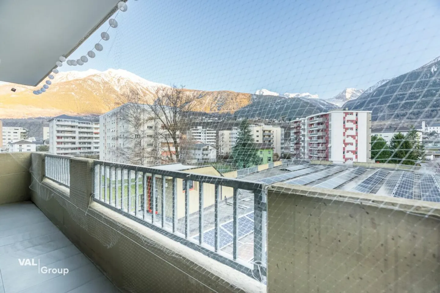 Appartement attrayant de 3,5 pièces avec balcon et vue sur la montagne, Naters - Photo 8 sur 9