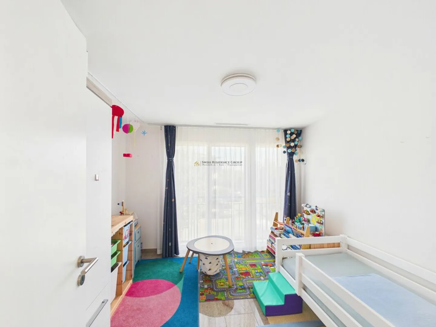 Appartement lumineux de 4,5 pièces avec grand balcon ensoleillé - Photo 7 sur 13