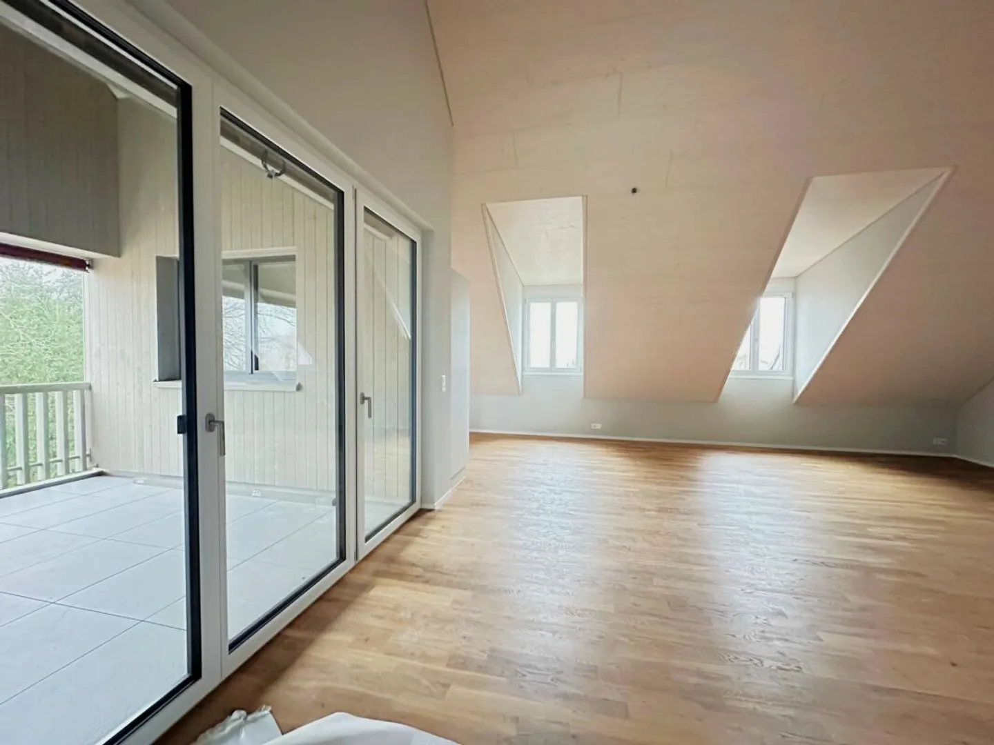 Stilvoll wohnen auf 102 m² - Ihre neue 3.5-Zimmer-Wohnung - Foto 9 von 12