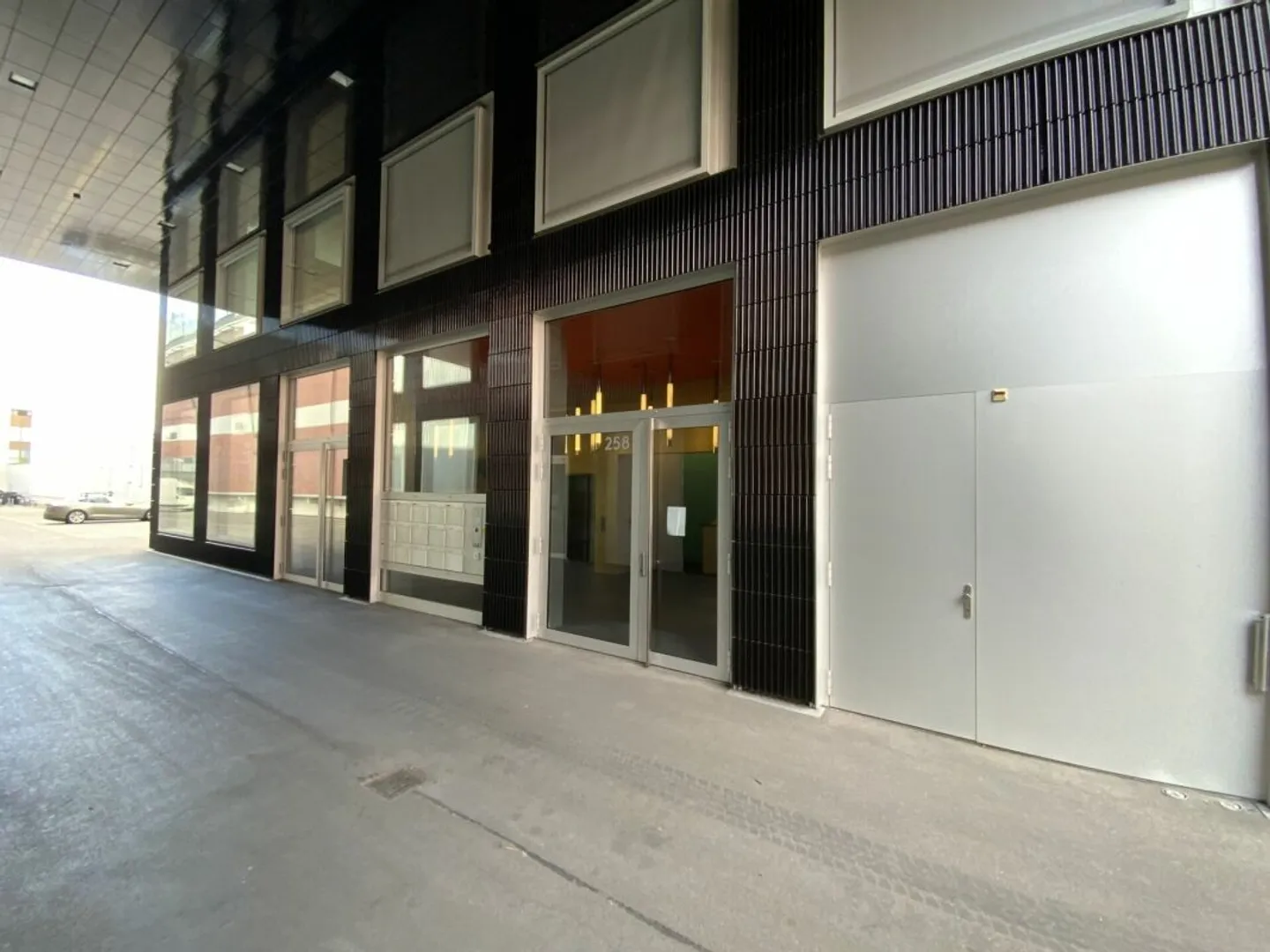 Loft per vivere e lavorare - Foto 3 di 13