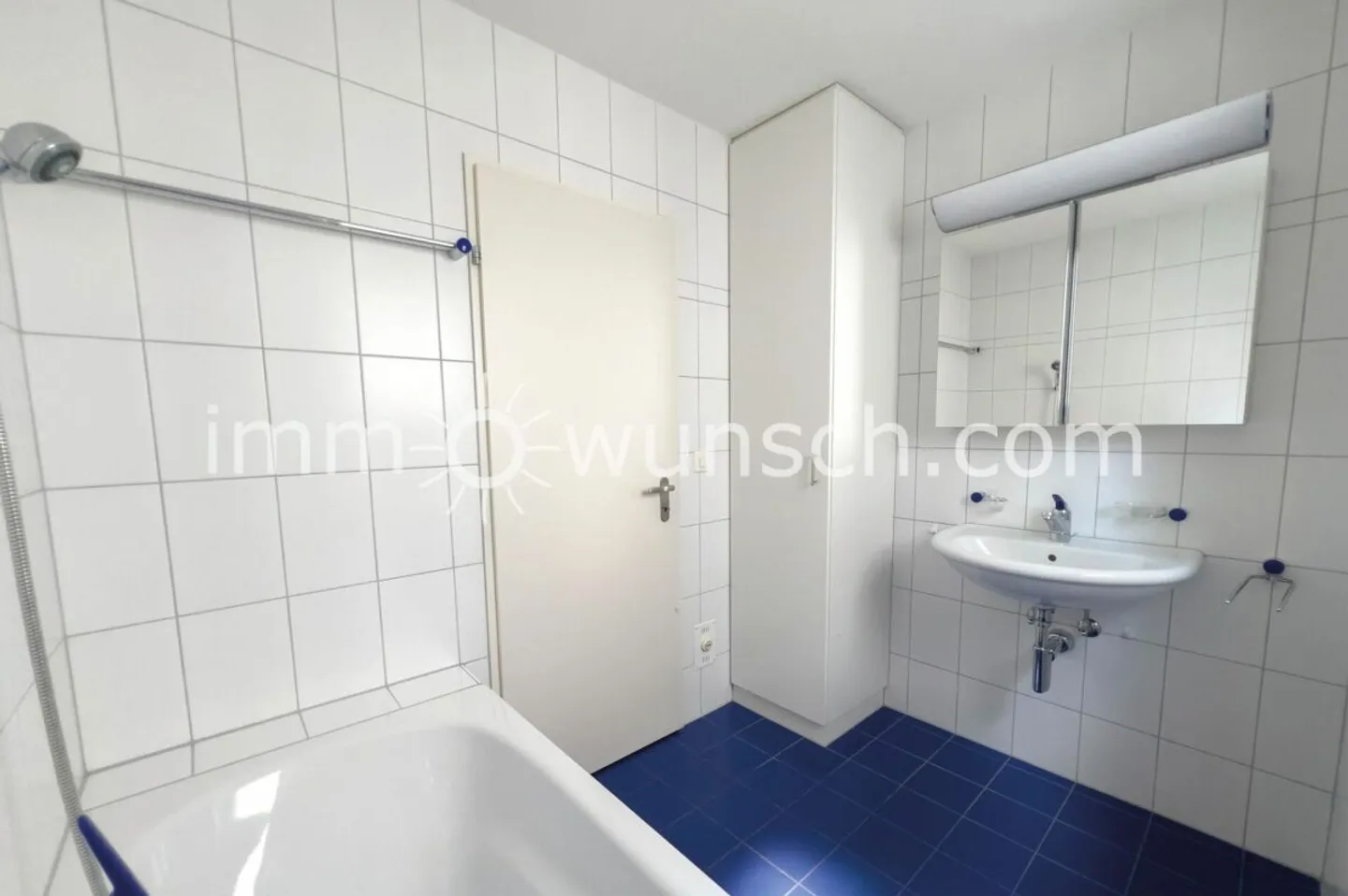 Condominio centrale di 3 ½ stanze nella città di Zug - Foto 9 di 11