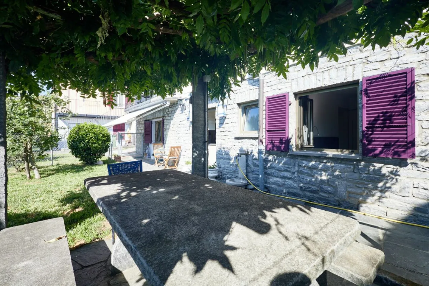 2,5 pièces - au rez-de-chaussée avec jardin commun - Photo 7 sur 8