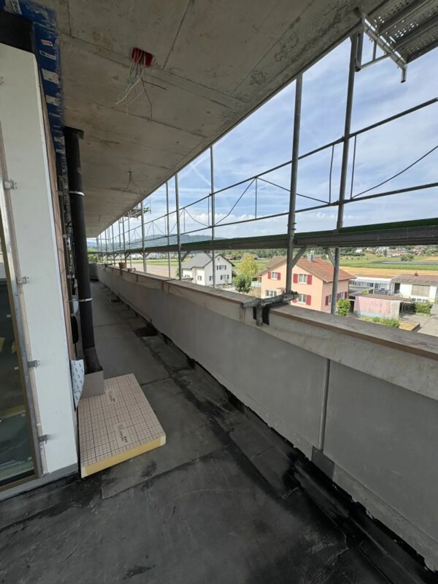 Einzigartige 3.5-Zimmer Wohnung mit 70m2 Terrasse und Wintergarten - Photo 12 sur 13
