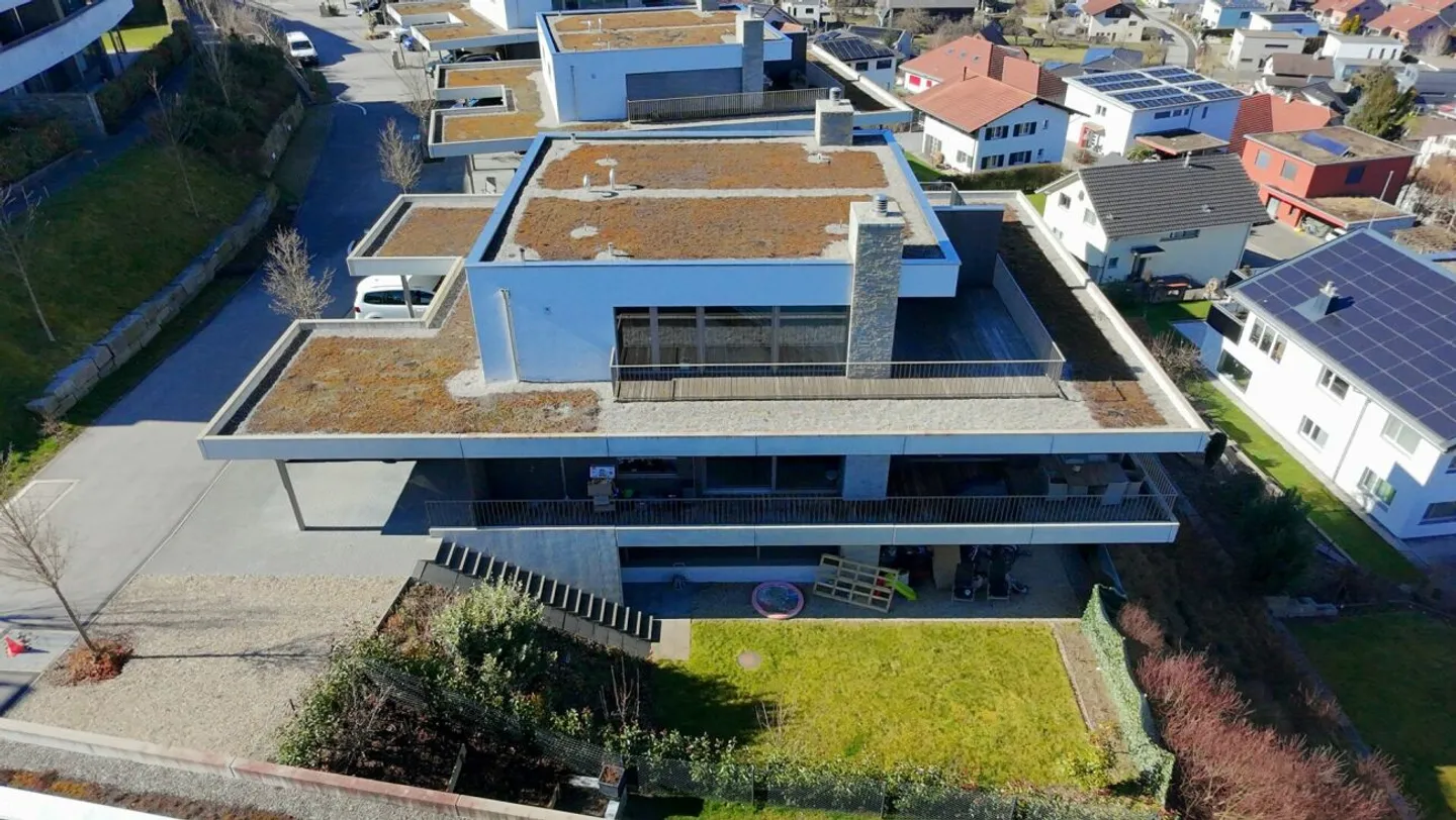 Déclaration de l'architecte avec panorama et galerie, vivre à un niveau élevé! - Photo 2 sur 4