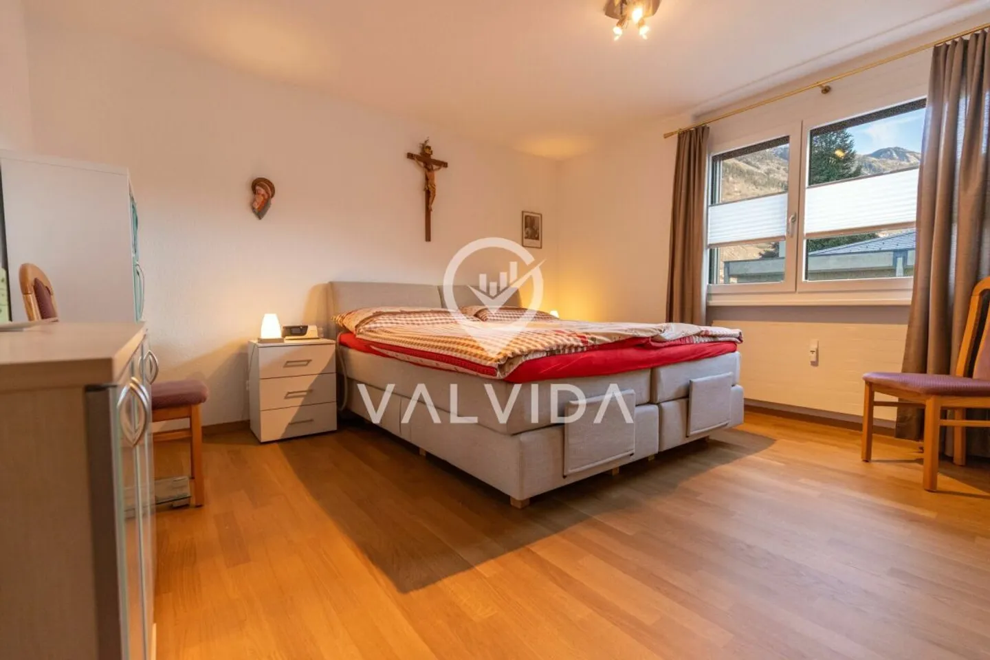 Top Deal: 4.5-Room Apartment with 2 Balconies, Garage & Guest WC - Photo 7 of 12