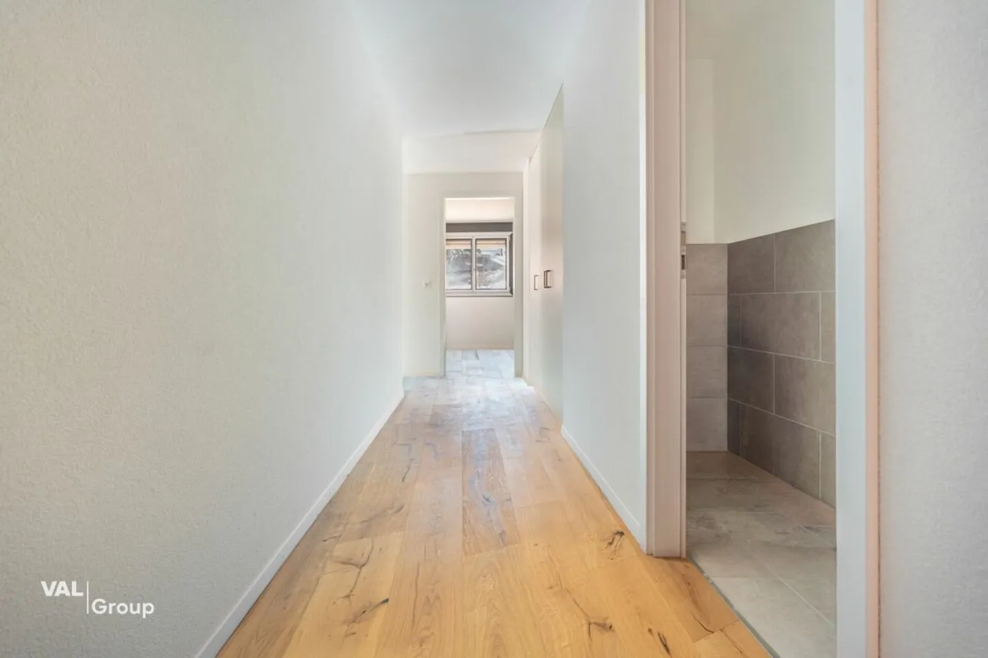 Un duplex modulare per coniugare vita privata e attività professionale - Foto 10 di 13