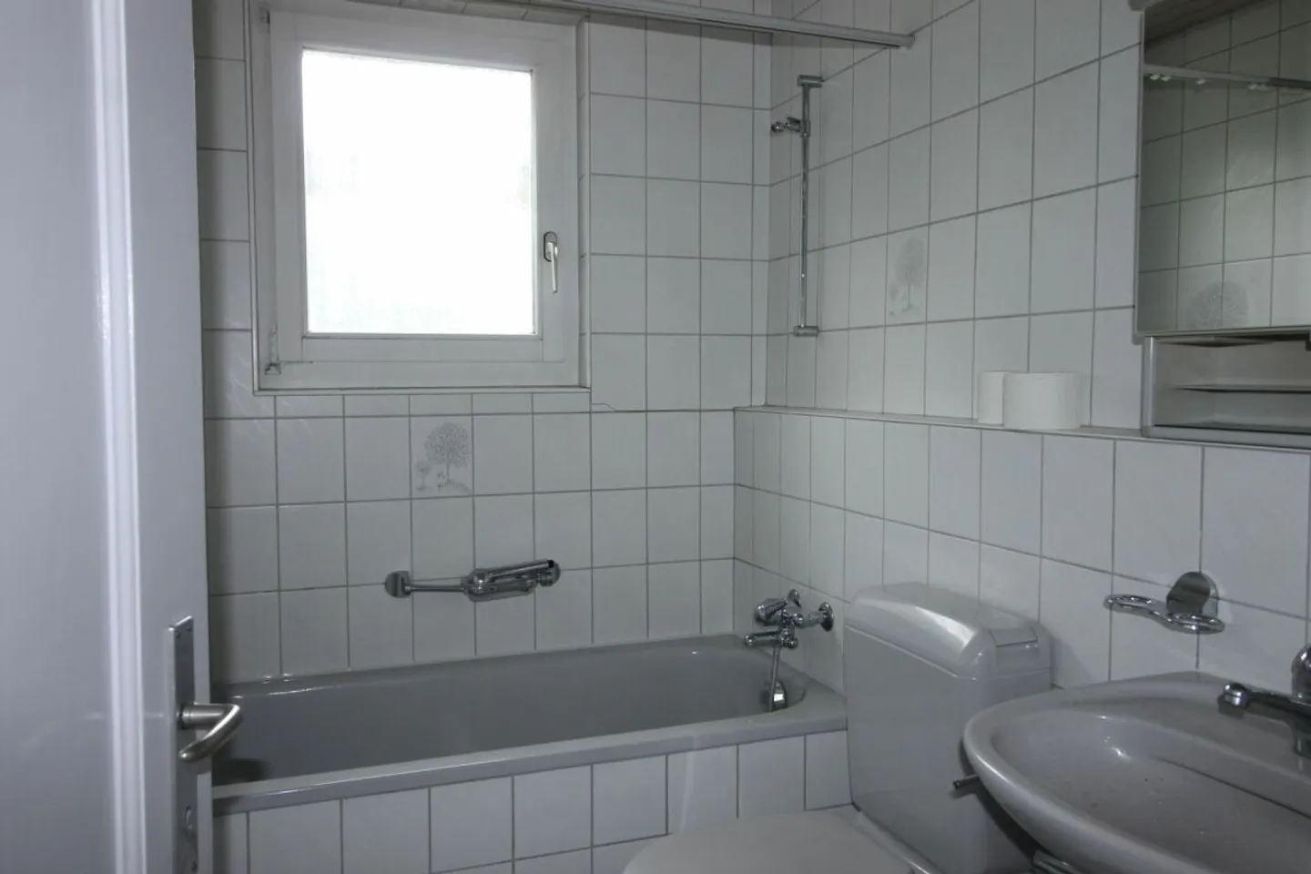 Helle 3-Zimmer-Wohnung mit Sitzplatz - Foto 6 von 8