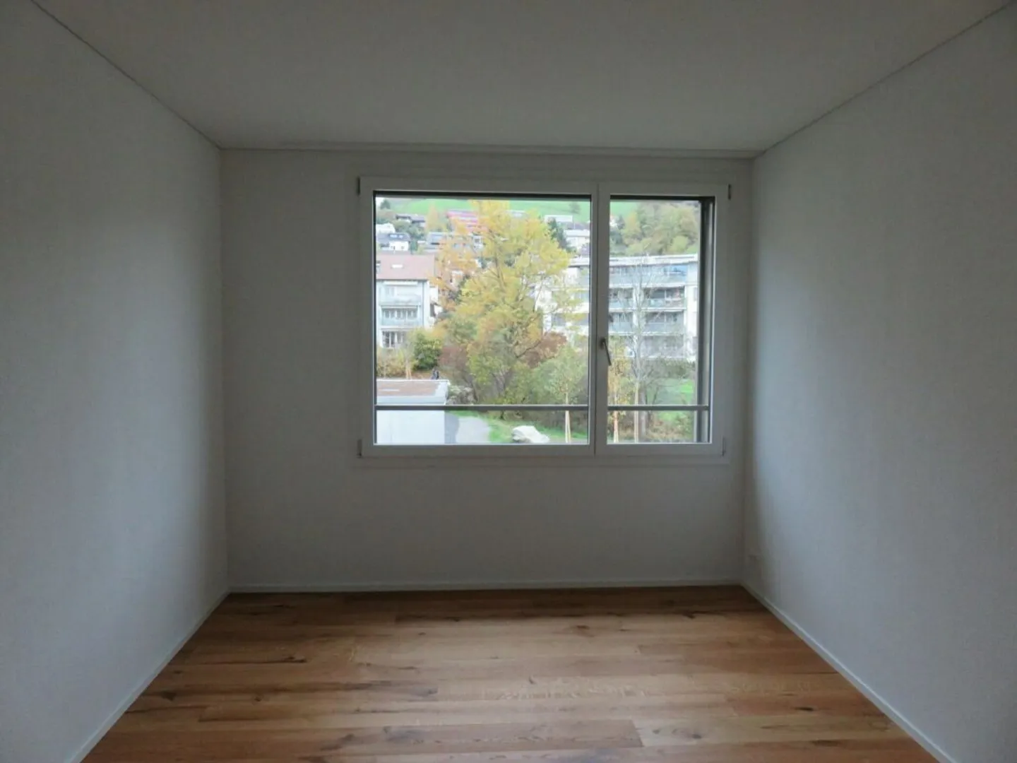 Moderne 4.5-Zimmerwohnung - Foto 4 von 8