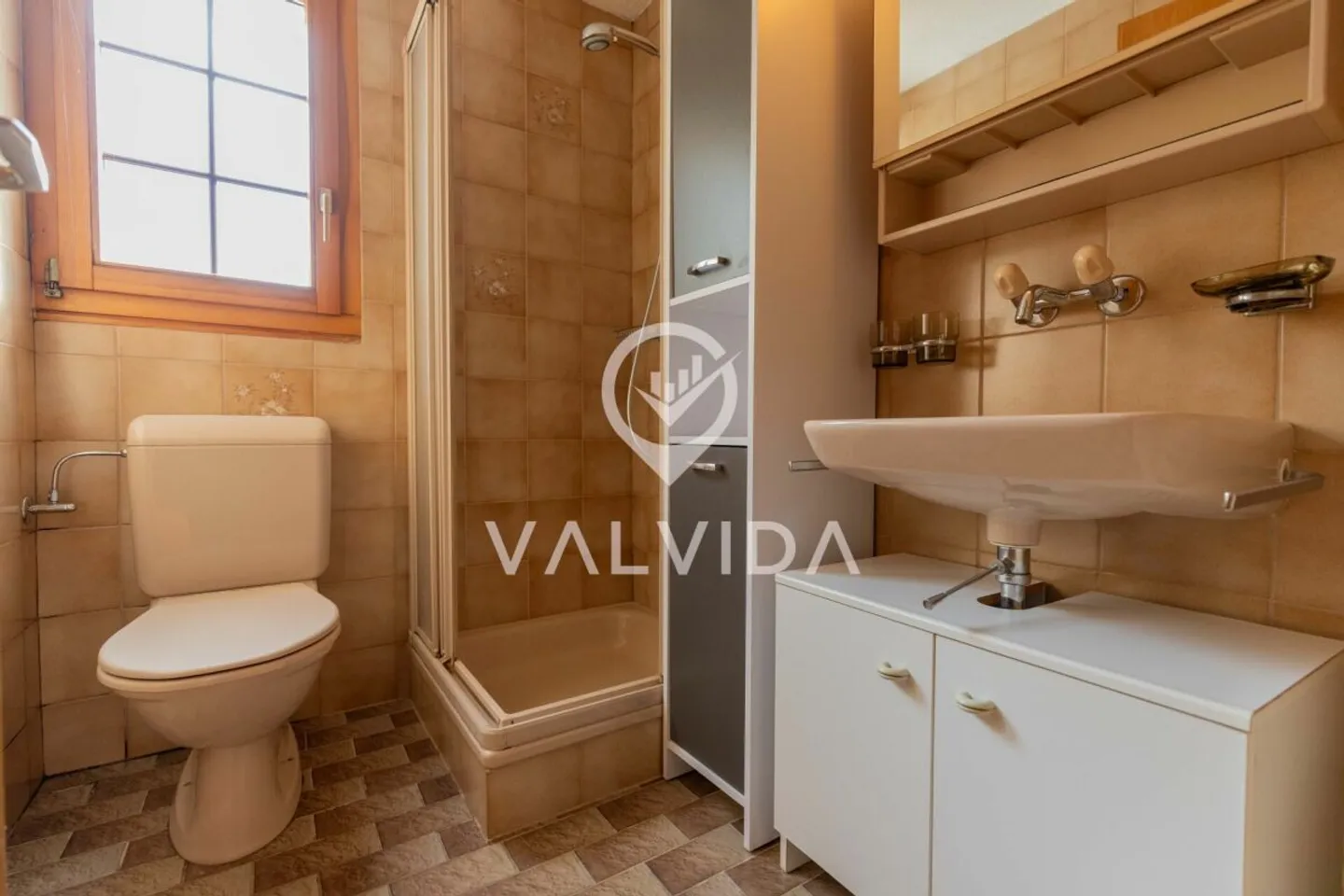 Furnished 2-room apartment with panoramic view over the Rhone Valley - Photo 4 of 8