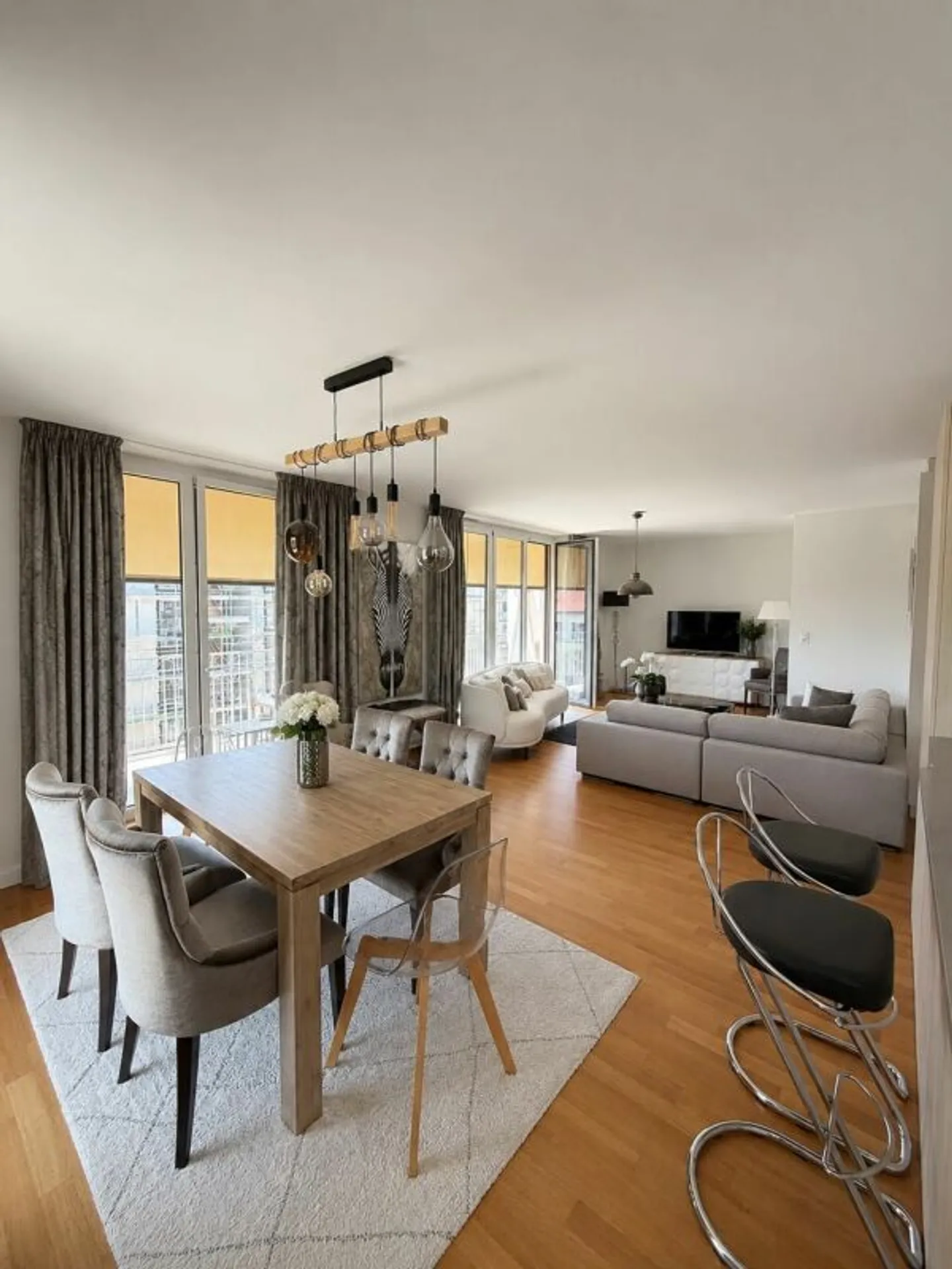 Beautiful furnished apartment - 100m2 - Photo 3 of 13