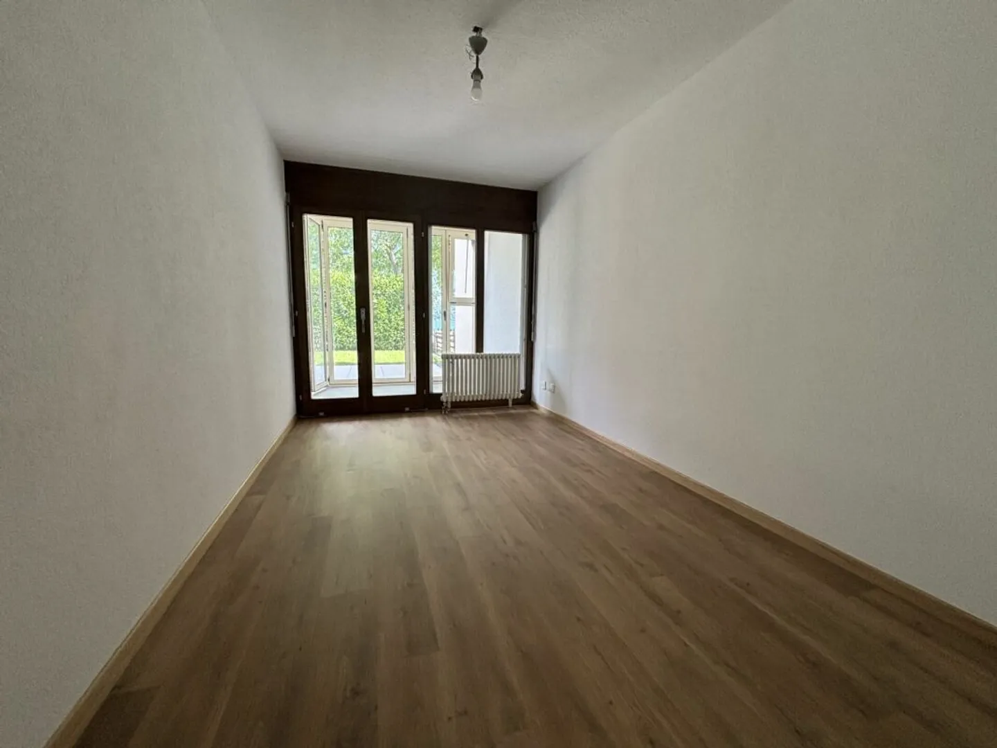 Esclusiva casa a schiera di 5,5 stanze direttamente al lago - Foto 6 di 13