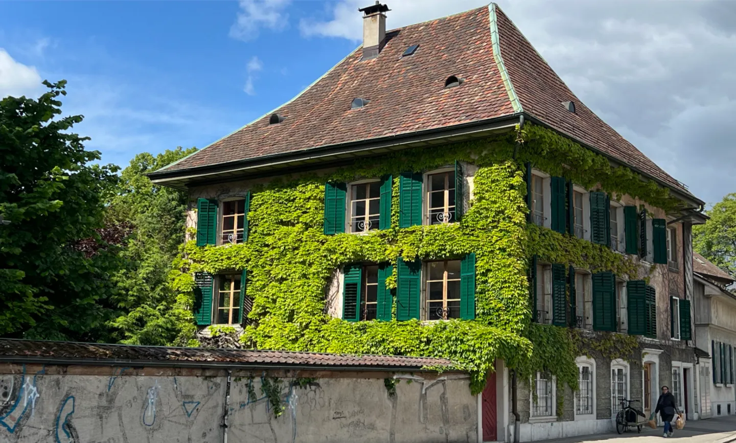 Stylish office spaces in a historic villa in the best location in Solothurn - Photo 2 of 12