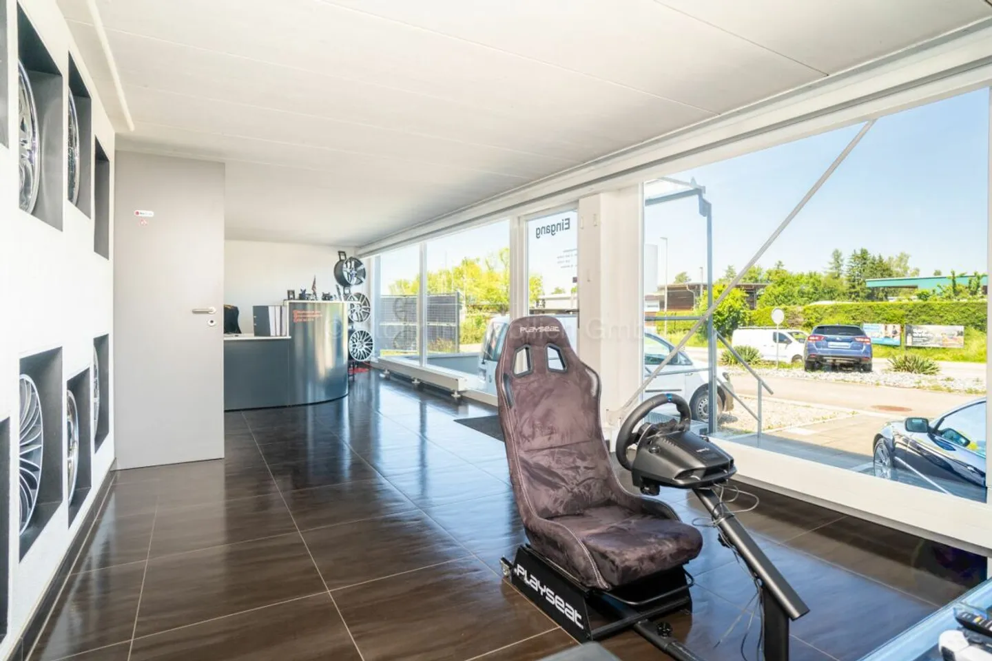 775 m2 Gewerbefläche in Elsau - Foto 3 di 13