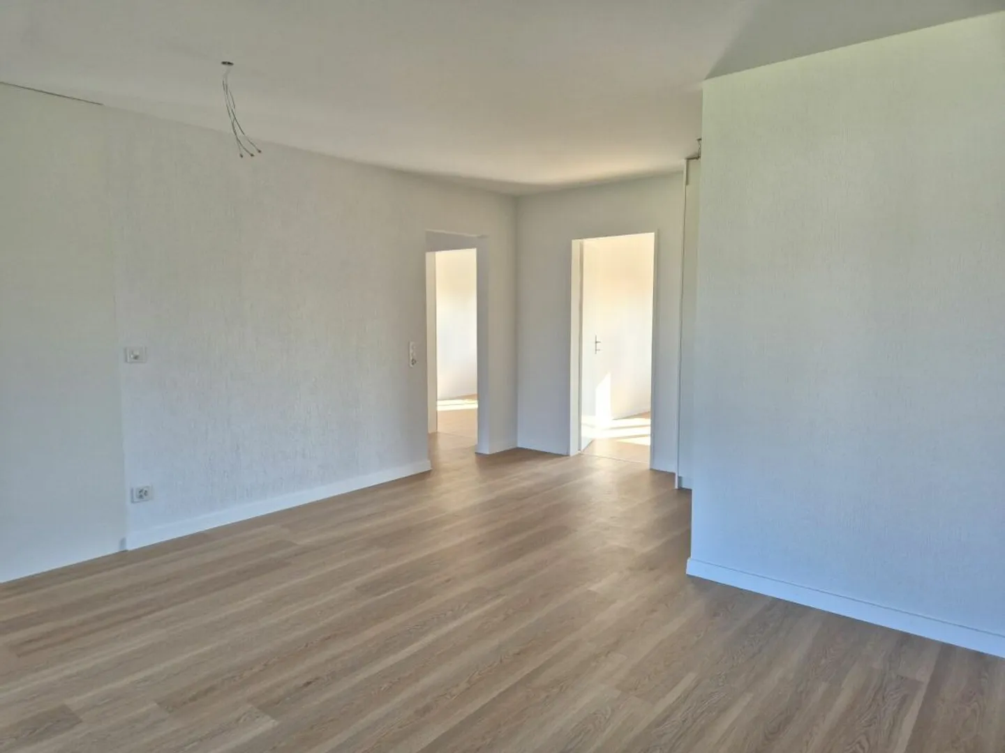 Attractive 3.5-room apartment with sunny balcony - First occupancy after loving complete renovation - Photo 5 of 9