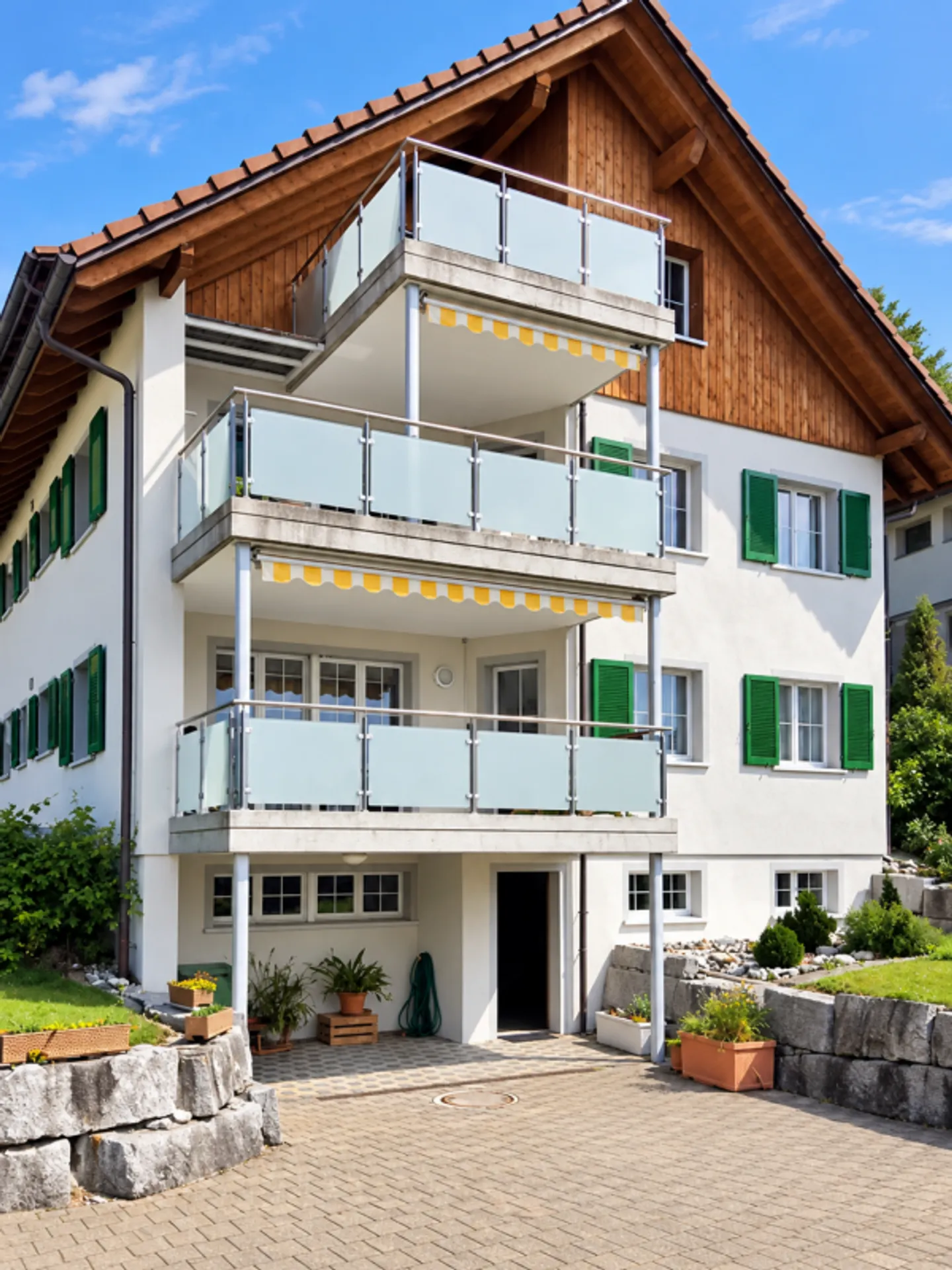Wohnen mit Weitblick - 4.5-Zimmer-Wohnung mit See- und Bergsicht - Photo 1 of 13