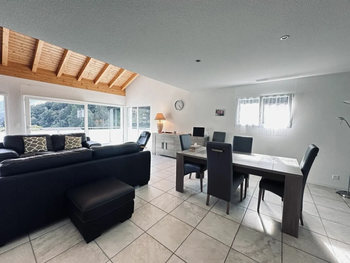 Wunderschöne, nach Süden ausgerichtete Penthousewohnung mit großer Terrasse in Evionnaz - Foto 7 von 13