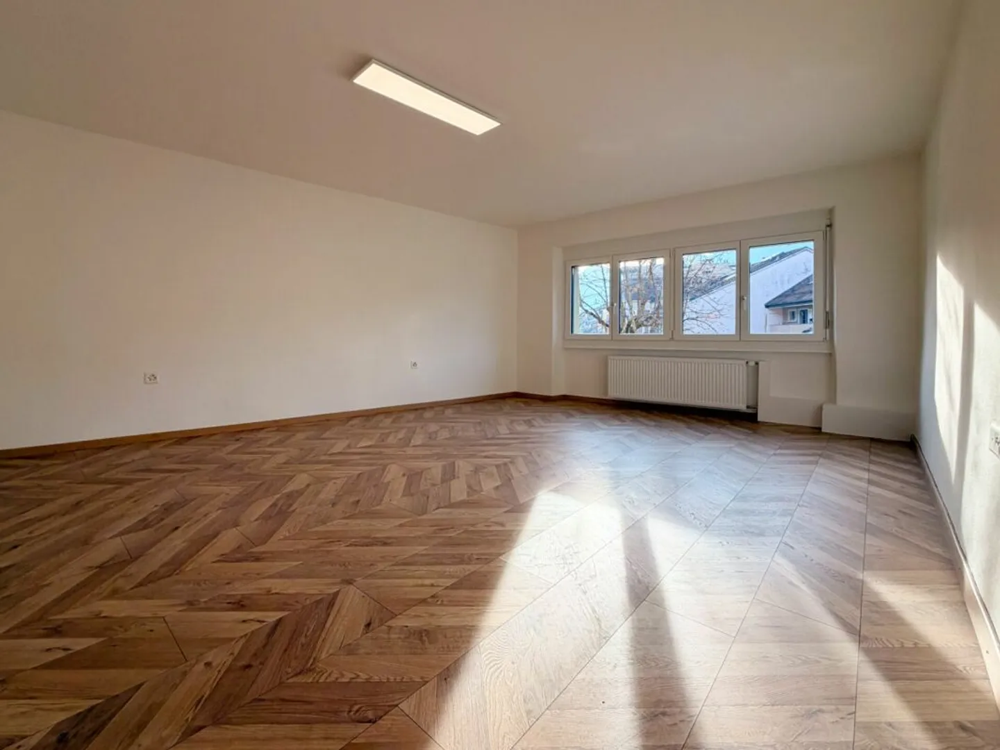 À louer : maison contiguë de 6,5 pièces - Photo 6 sur 13