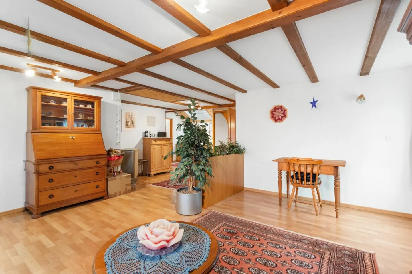 Une maison avec cœur, histoire et possibilités - Photo 7 sur 13