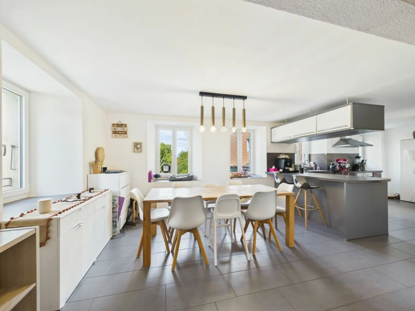 Einfamilienhaus mit 4,5 Zimmern - Foto 3 von 10