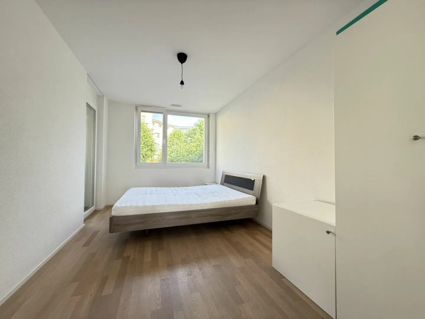 Charmante Wohnung mit grosser Terrasse - Foto 5 von 6