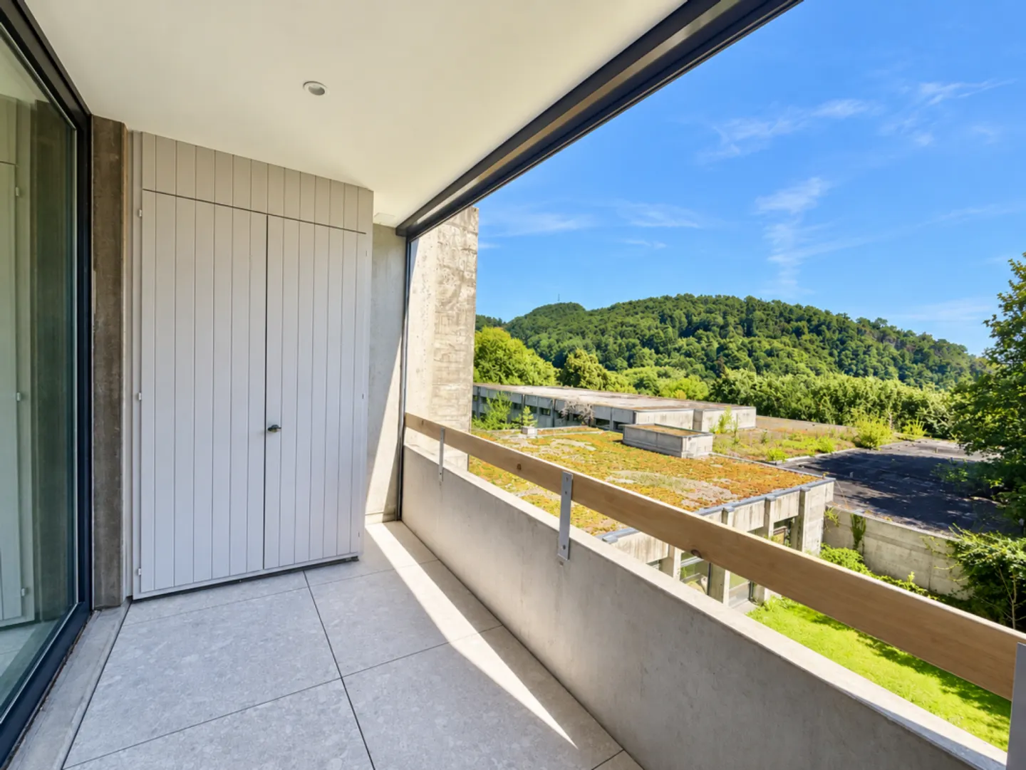 Appartamento 1.5 stanze completamente ristrutturato e modernizzato con stile al confine della foresta - come investimento - Foto 11 di 13