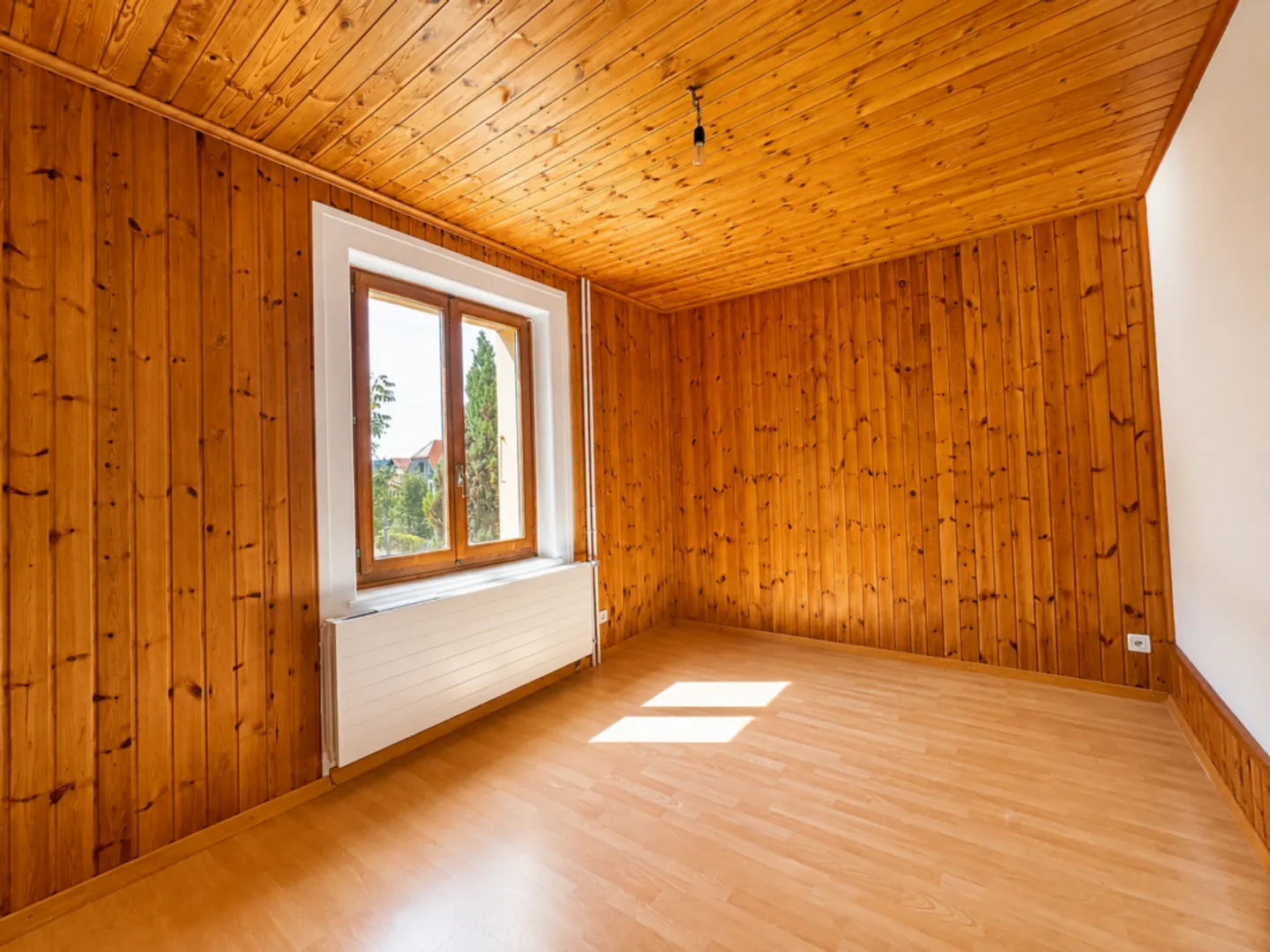 Family house with 3 apartments to renovate - Photo 6 of 13