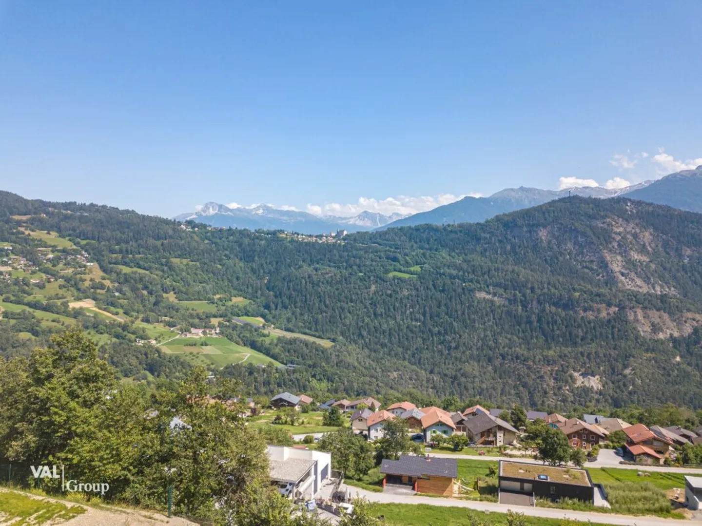 Luce, ambiente tranquillo e vista mozzafiato per questo progetto a basso consumo energetico - Foto 6 di 8