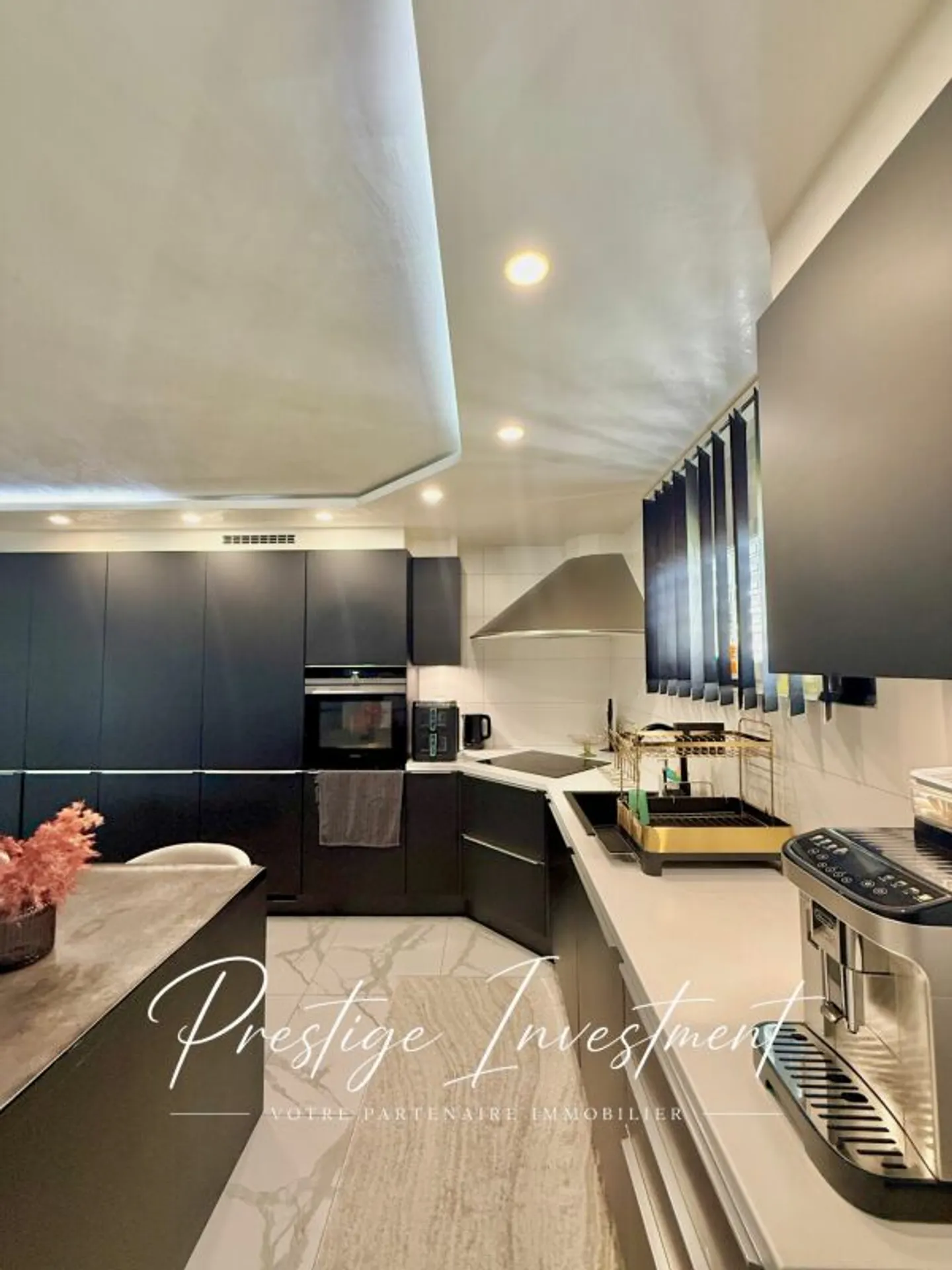 RENOVIERTES 4.5 ZIMMER WOHNUNG & 132 M2 CONTHEY - Foto 7 von 13